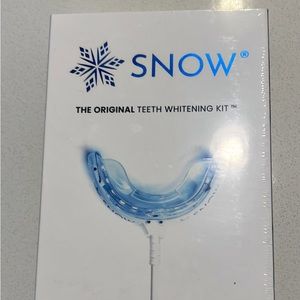 Snow Teeth whitening kit (at-home); new & unopened
